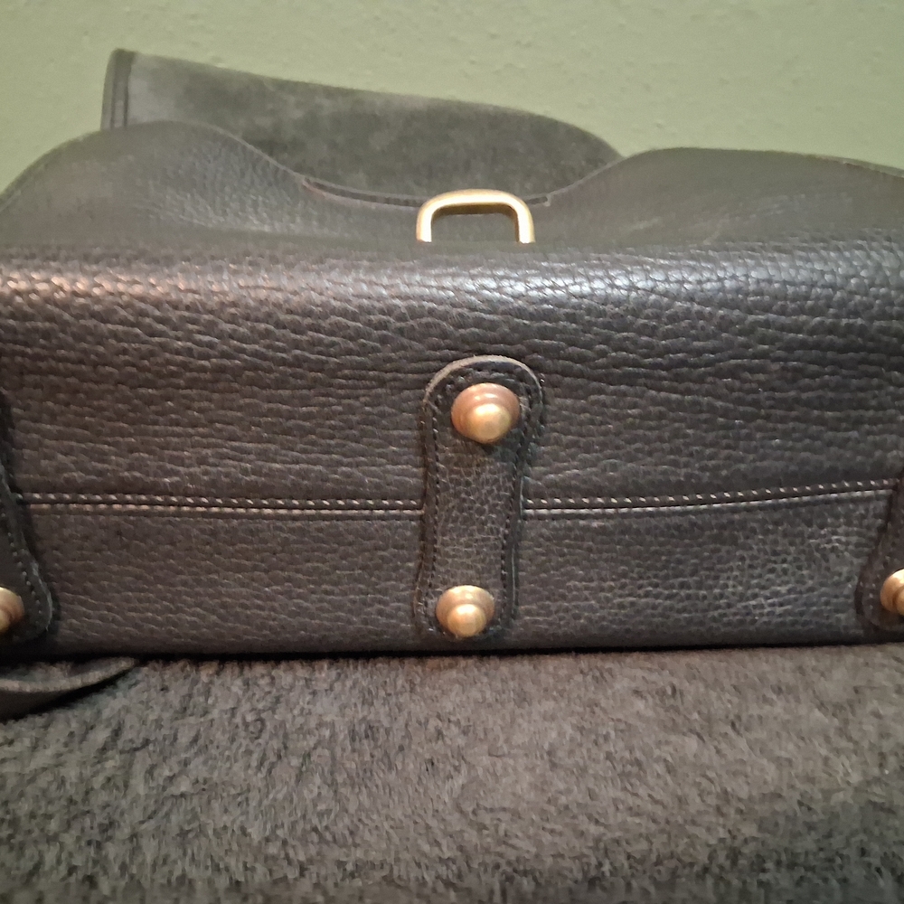 Black Leather Shoulder Bag - Picture 6 of 8